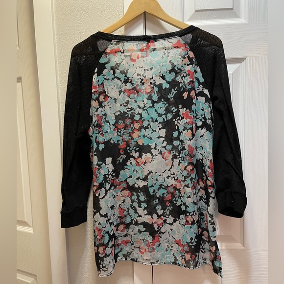 Long Sleeve Blouse - Picture 2 of 5